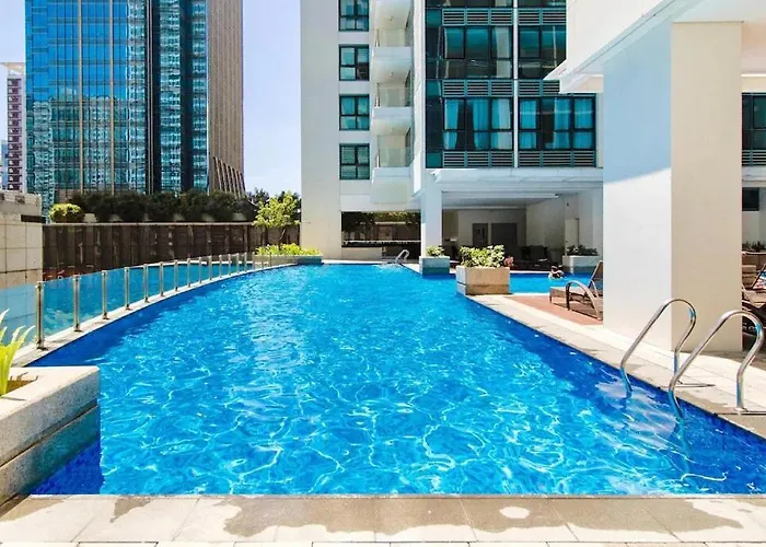 Guest Favorite! Special 2-br Uptown Bgc With Wifi * Manila